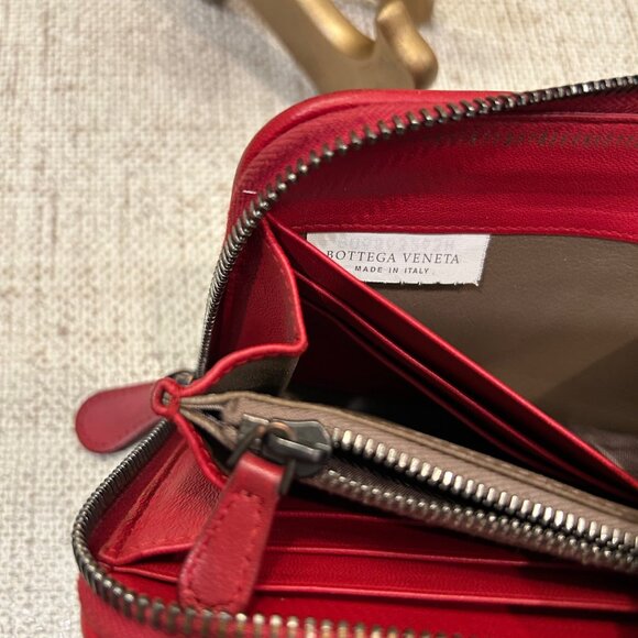 Bottega Veneta Nappa Intrecciato Zip Around Wallet - Picture 11 of 11